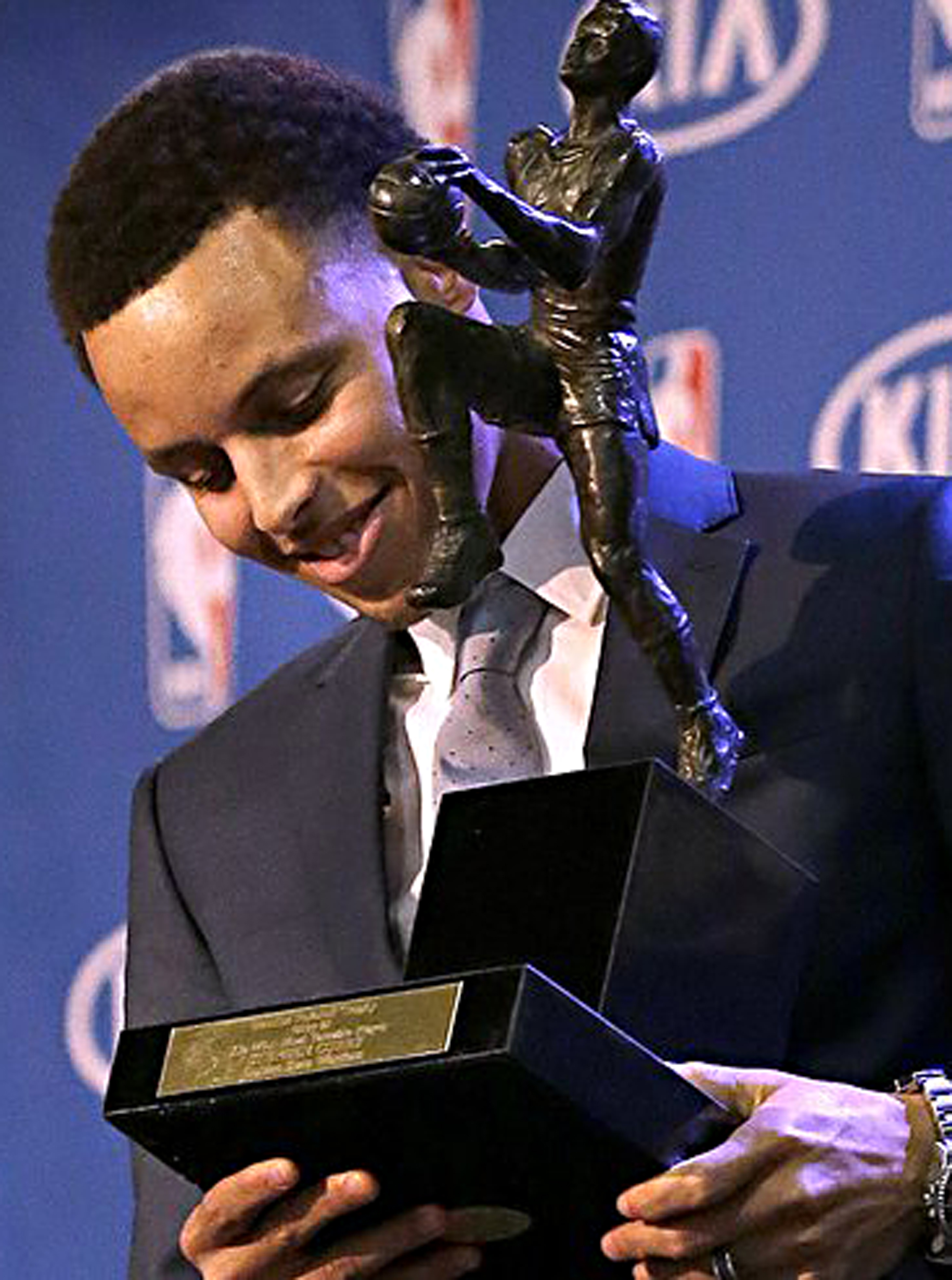 5bc707df9f08422c87ea_Steph_Curry.jpg