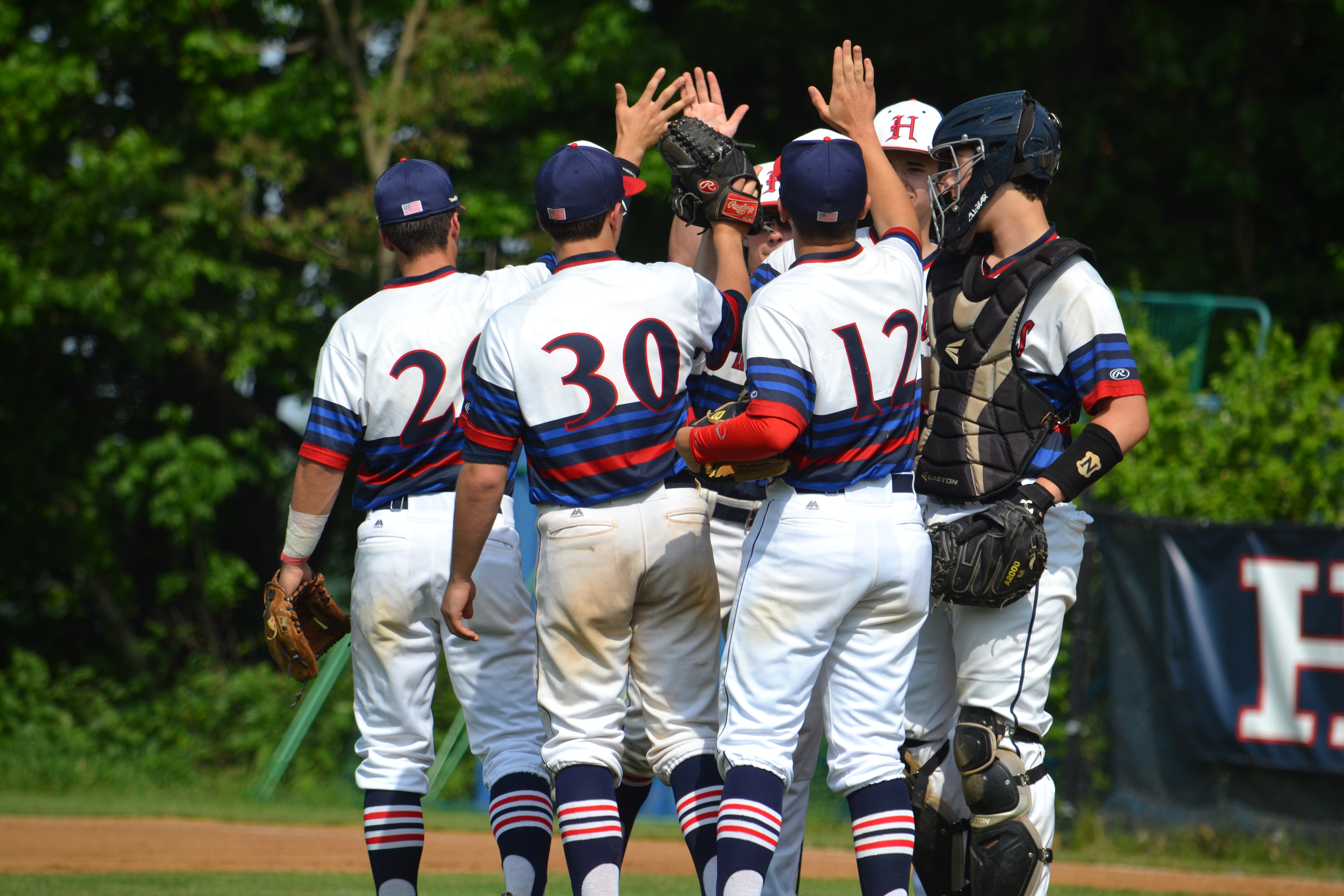 0c1b5c8022017d239c49_GL_vs._Matawan_team.jpg