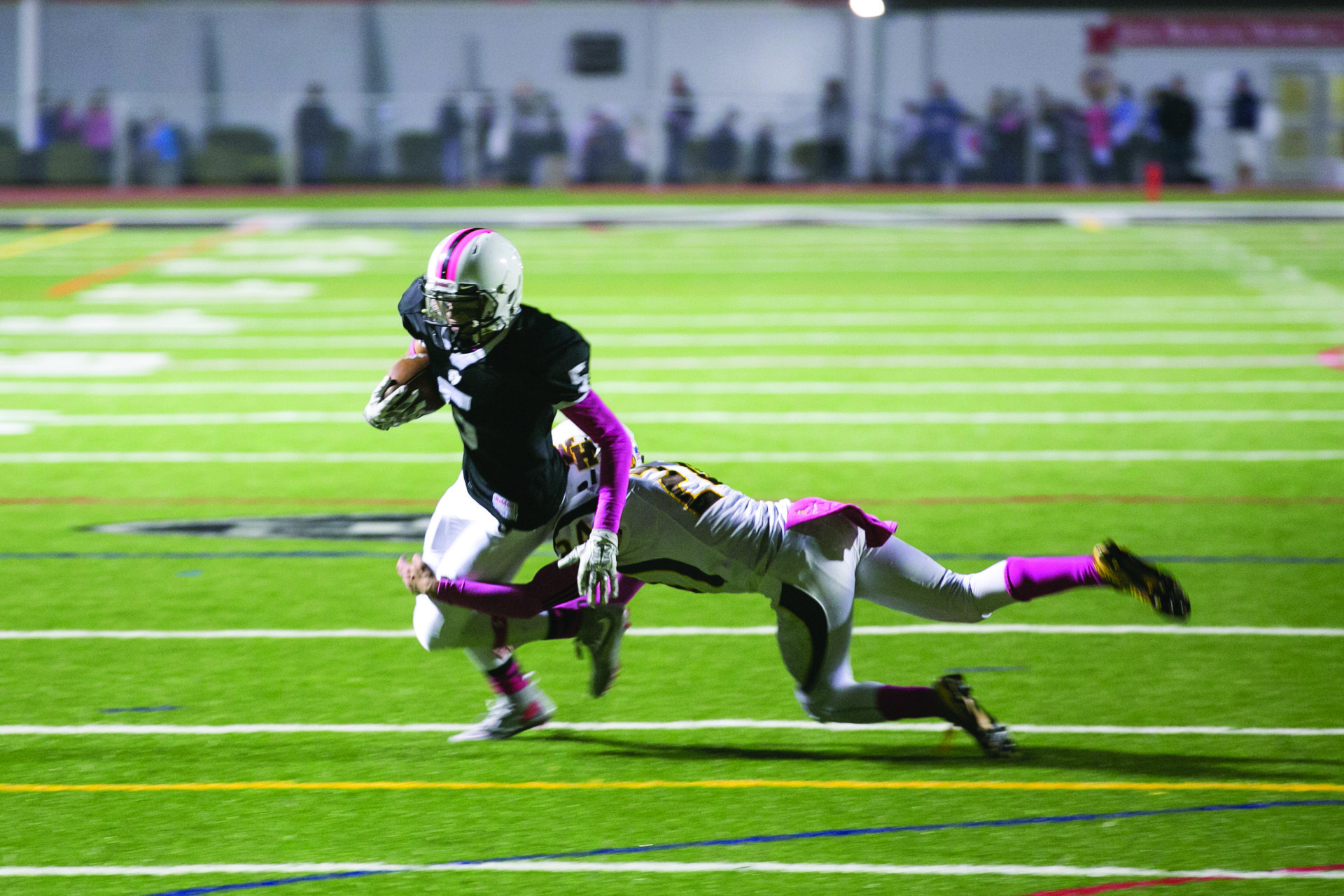 f3771bad186213d2c960_Football_2.jpg