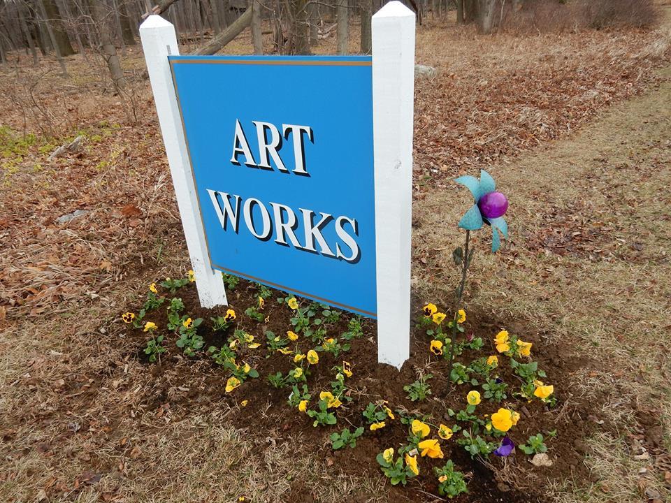 4c1a68f31cf2a5d3a3bb_Artworks_Sign.jpg