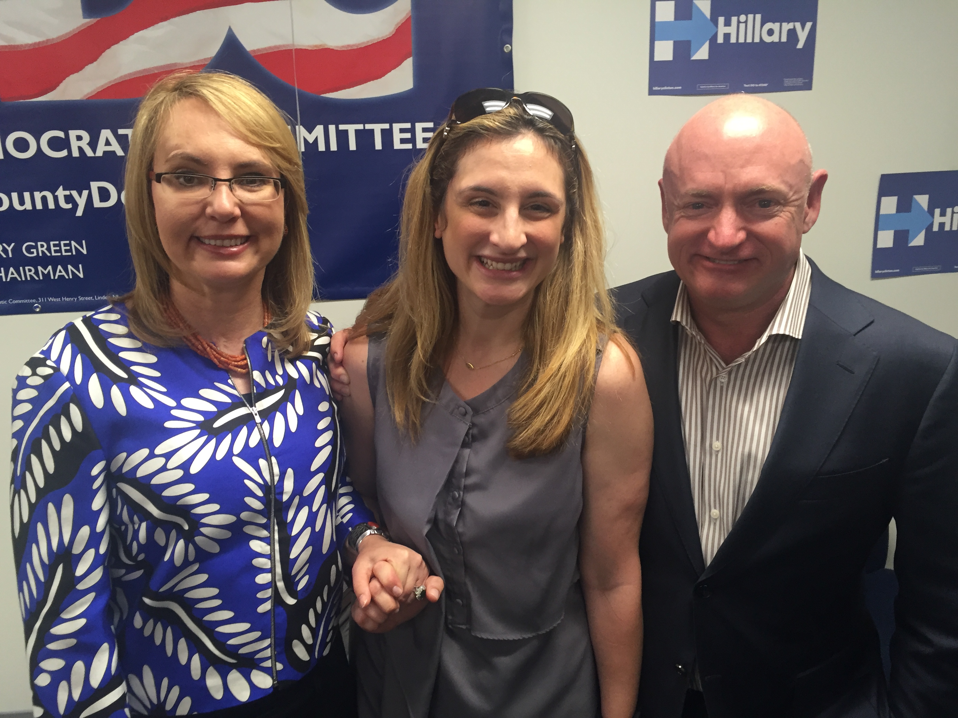 23b8e51d94dd4082a0bb_gabby_giffords_mark_kelly_and_kim_palmieri-mouded.jpg