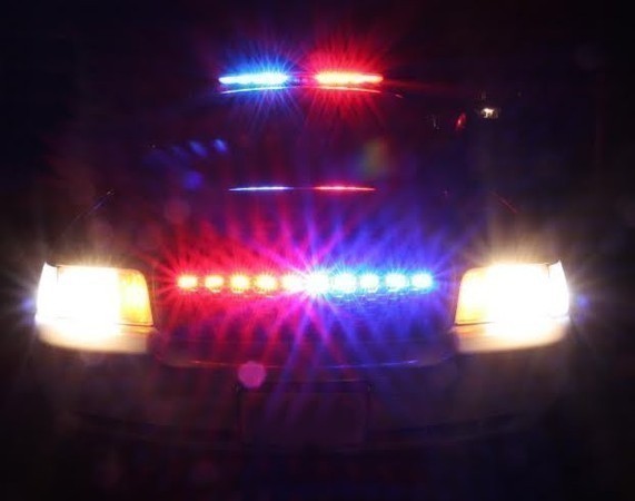 05c08bb405d89bb690fc_policelights.jpg
