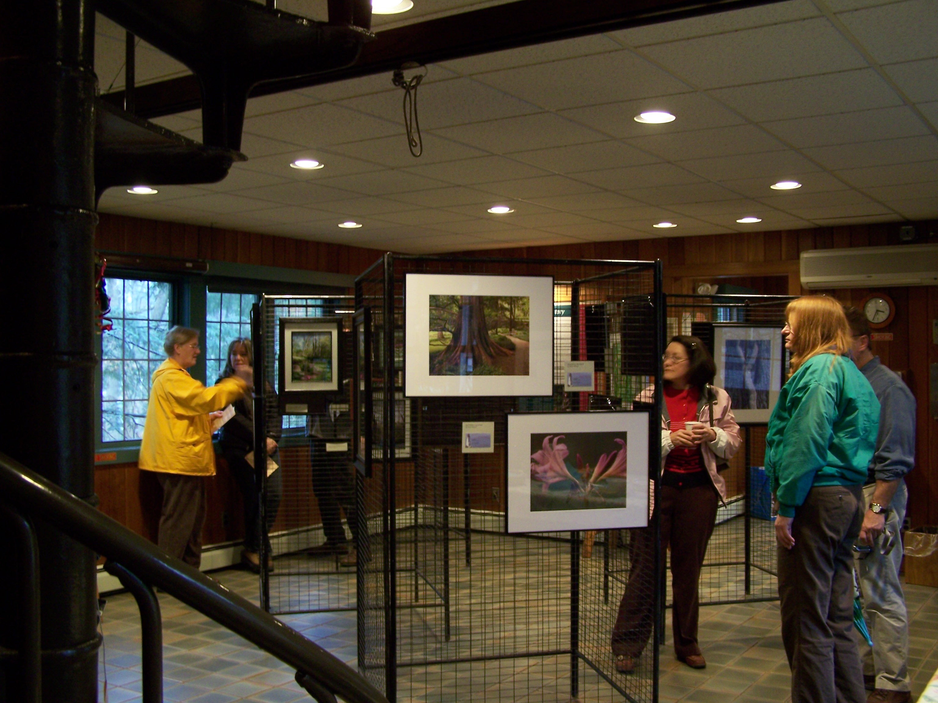 ab37595d3664dac3ff76_Buck_Art_Show.jpg