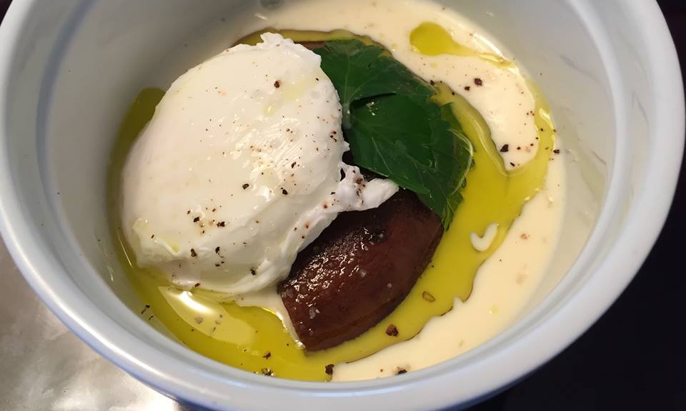 6c3dacc9966b4b8dd2d7_roasted_mushroom_with_poached_egg.jpg