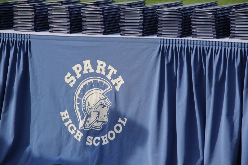 d5448c92aa95d6a4cf17_SHS_Grad_14__36_.jpg