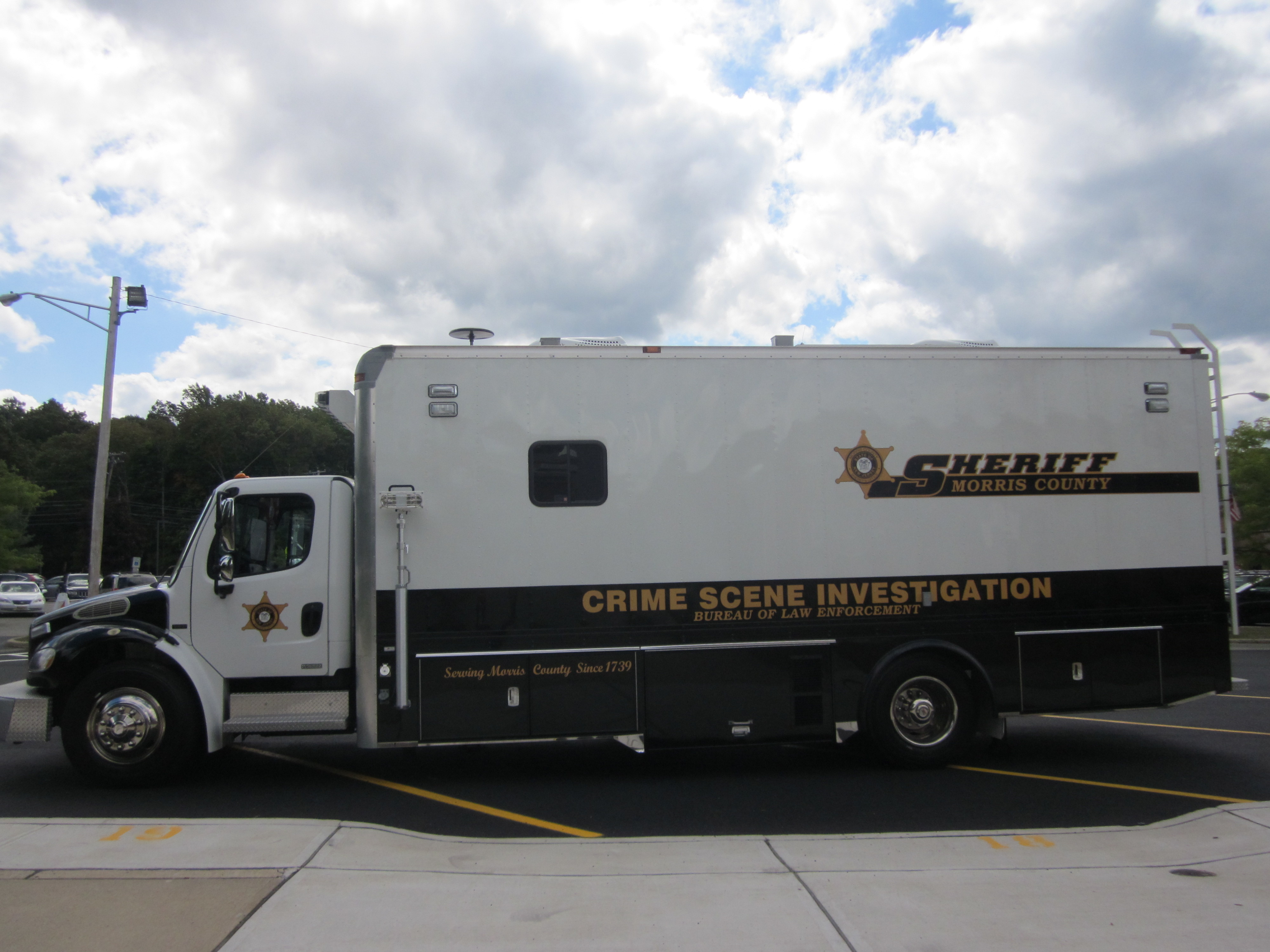 Morris County Sheriff's Office Detective Visits RMS to Talk "CSI" TAPinto