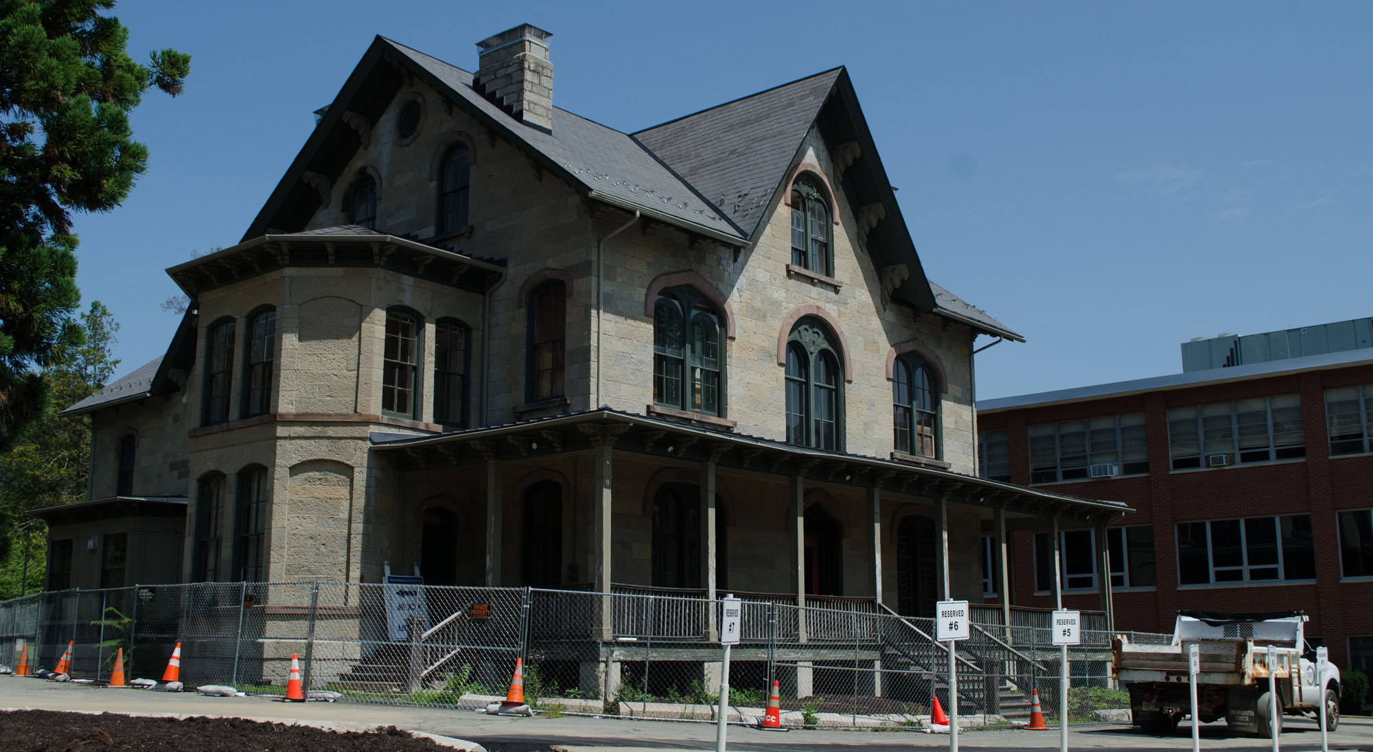 f26f1fd0753e03ae24b5_Horton_Mansion.jpg