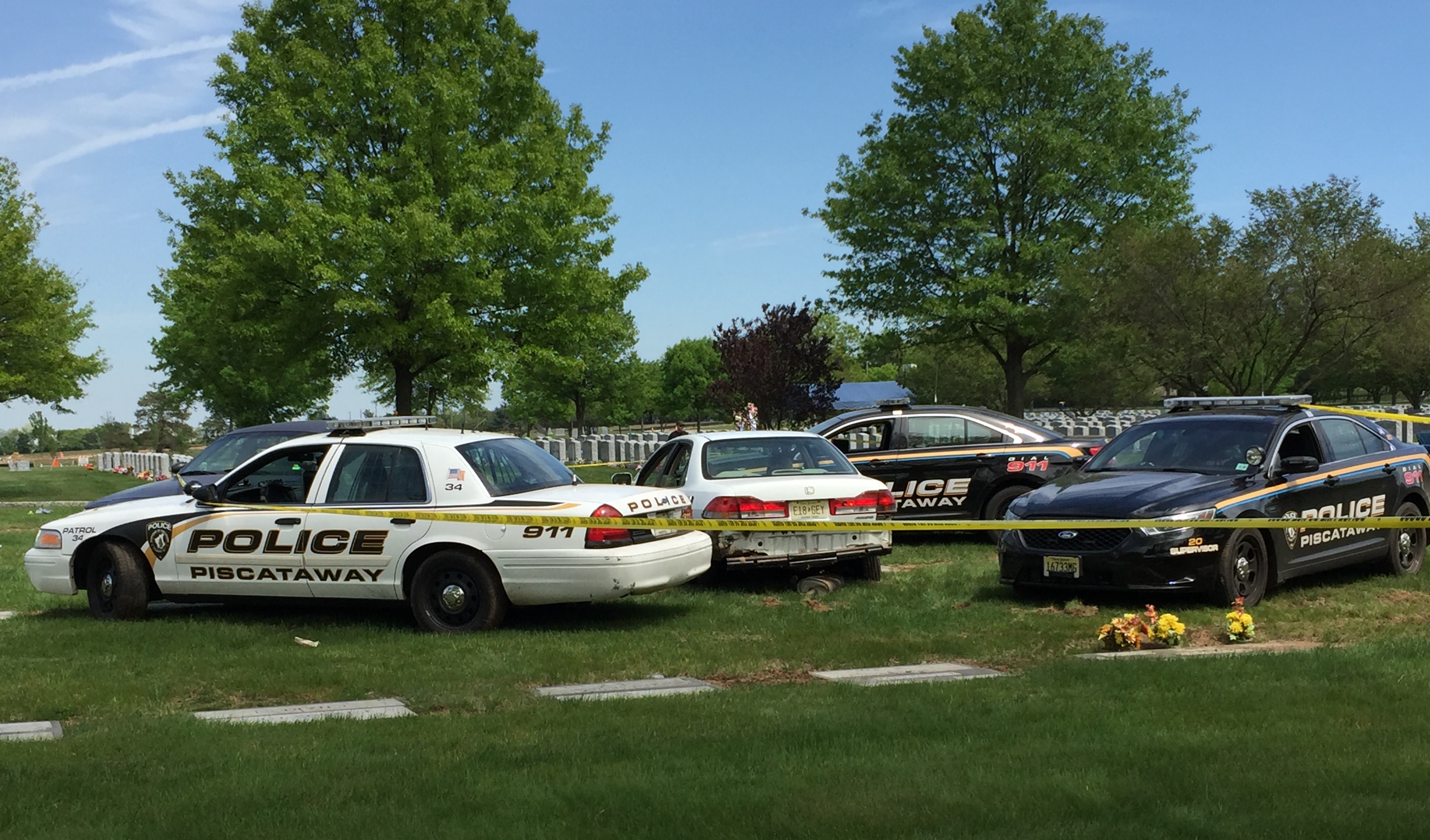 82a8c67de82c19af3205_Cemetery_Police_Car_Chase_013_crop.jpg