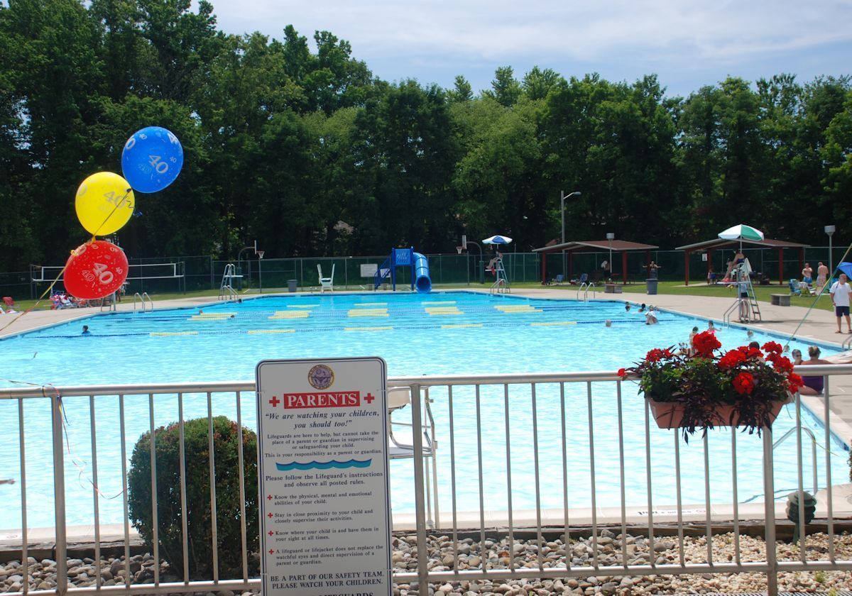 1300bdf6e529bf8b4c40_7e564f5b5f294f1e8fbb_clark_pool.jpg