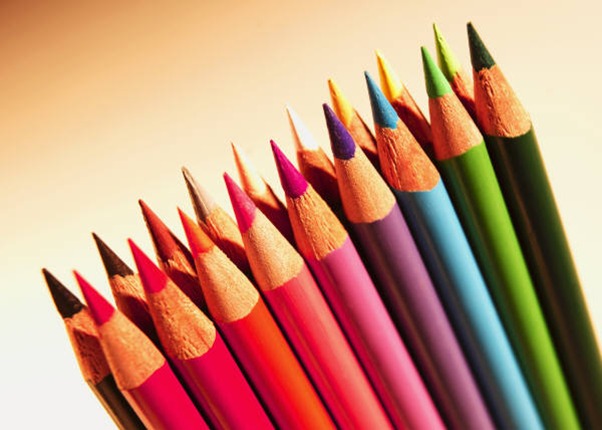 2255632e68597996fb18_colored_pencils.png