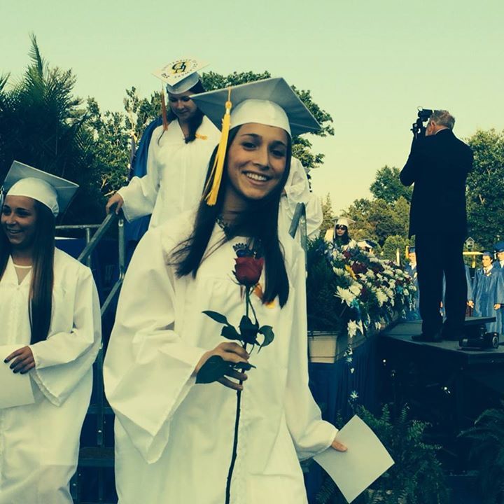 83736fd0103065abddd7_grad_2.jpg
