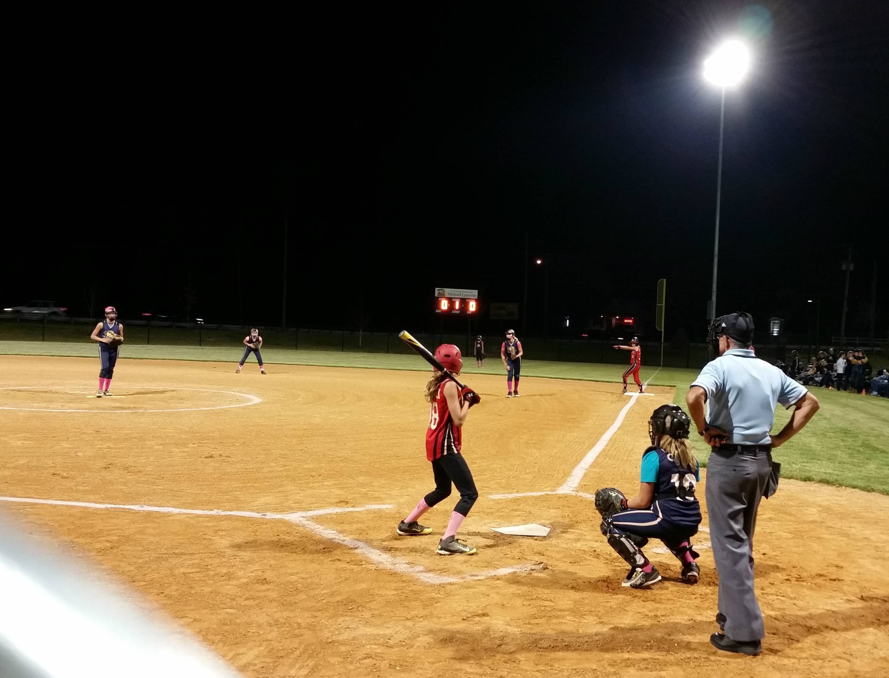 ca0c7a896d5a44aa3af7_534697d27cf486bfb042_softball_night.jpg
