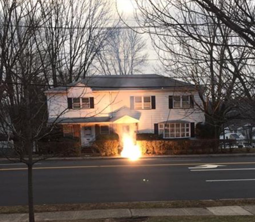 32b141ccece5e41c5543_730edbb49d98dea68829_fire_house.jpg