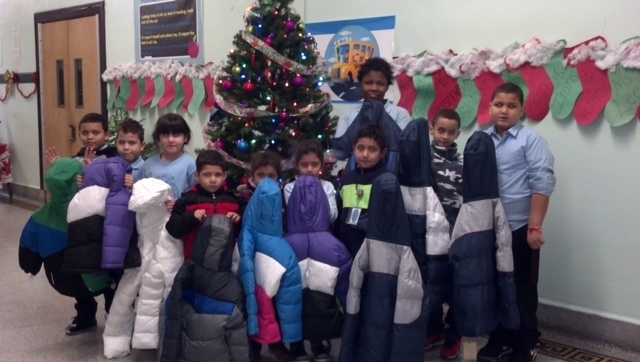 0481ac85015a52bb989a_Coat_Drive_-_School_15_-1.jpg