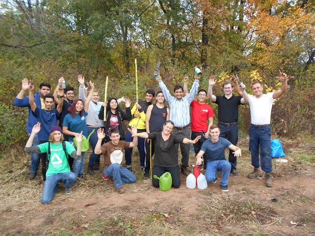 68497ddc010bbbd0b4d3_2015_milkweed_gardeners.jpg
