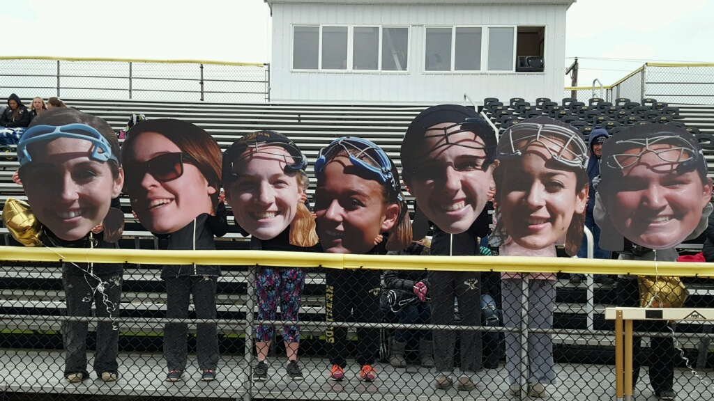 eaededc59e4700fe614b_senior_night_3.jpg