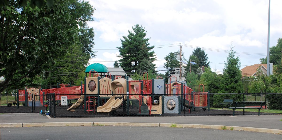 clark recreation playground airmount