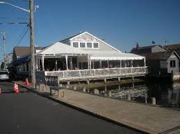 0c03ec81a342399cb9b9_boathouse_final.jpg