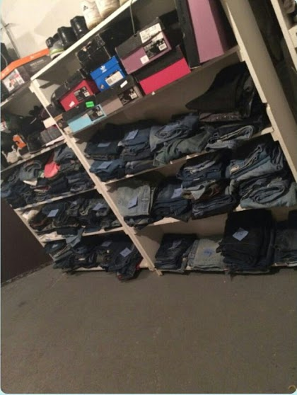 4460334557e3e76c9ebc_jeans1.jpg