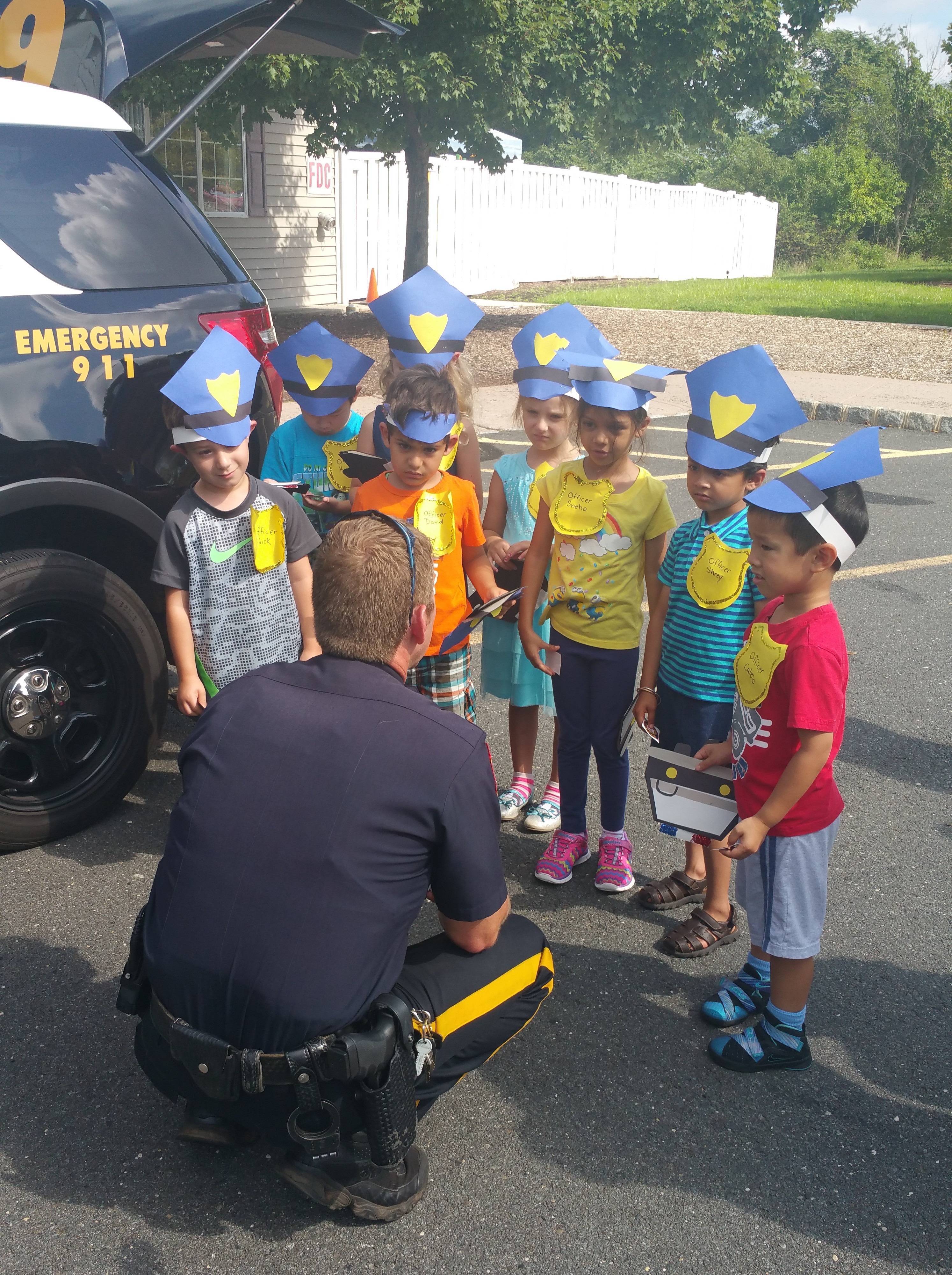e6e2a1d3e1408854a51f_hillspixcopskids1.jpg