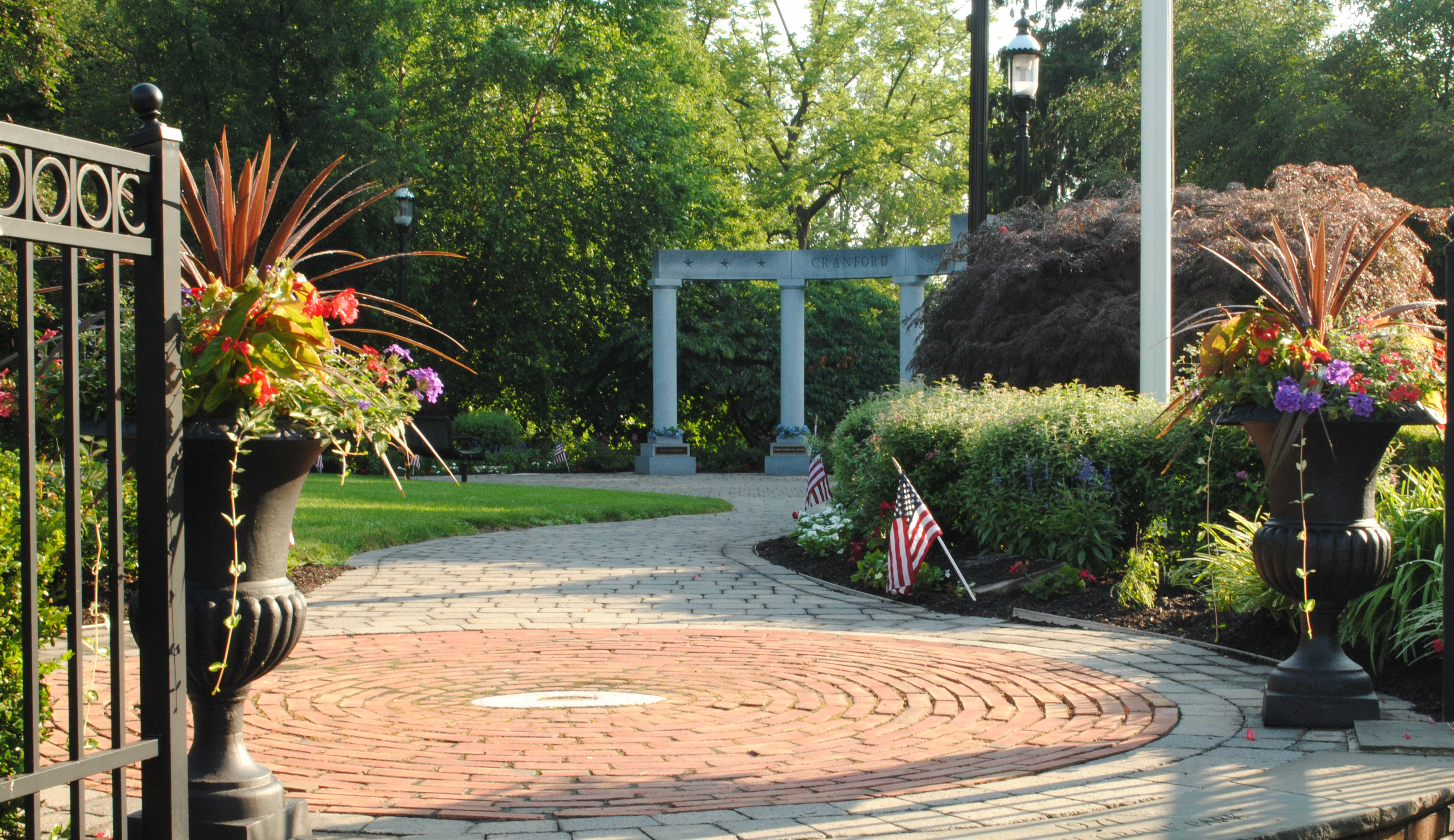 d041064e61027310761c_cd72cbf46ded93ecea75_911_memorial.jpg