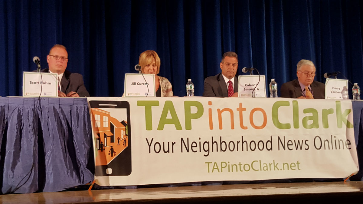 aa3e8cfc1e031d23502f_candidates_night_panel_2015.jpg