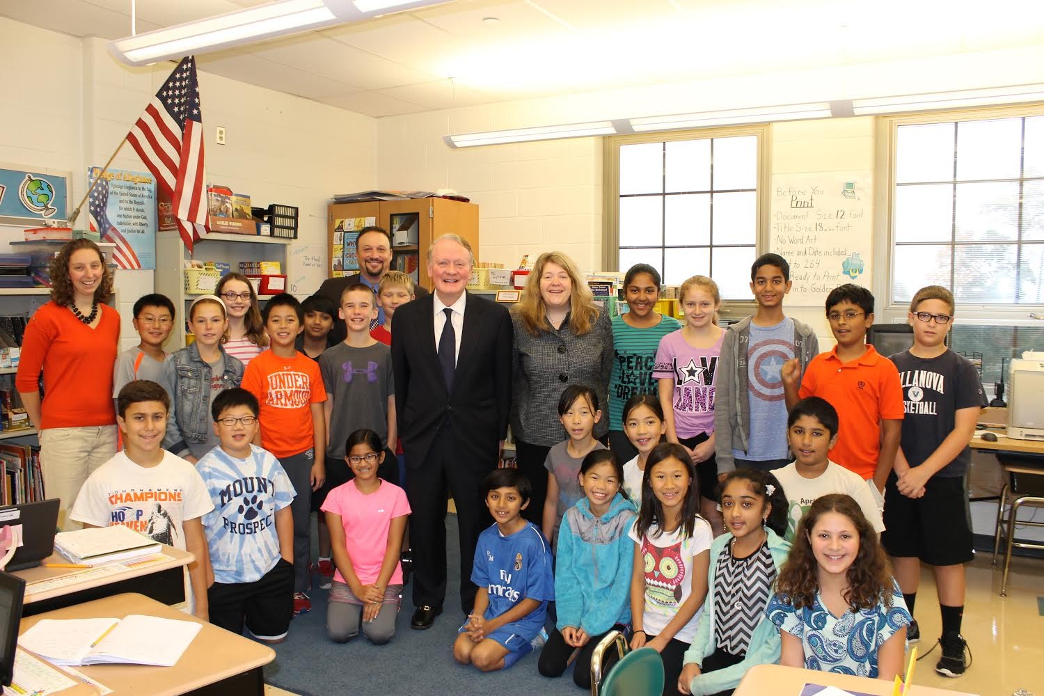 US Congressman Brings Government Lesson into Mount Prospect Classrooms