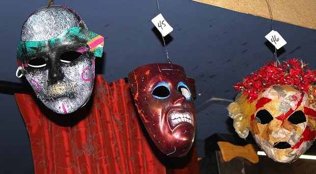 a41c2fde80058253c02b_sompixvervemasks.jpeg