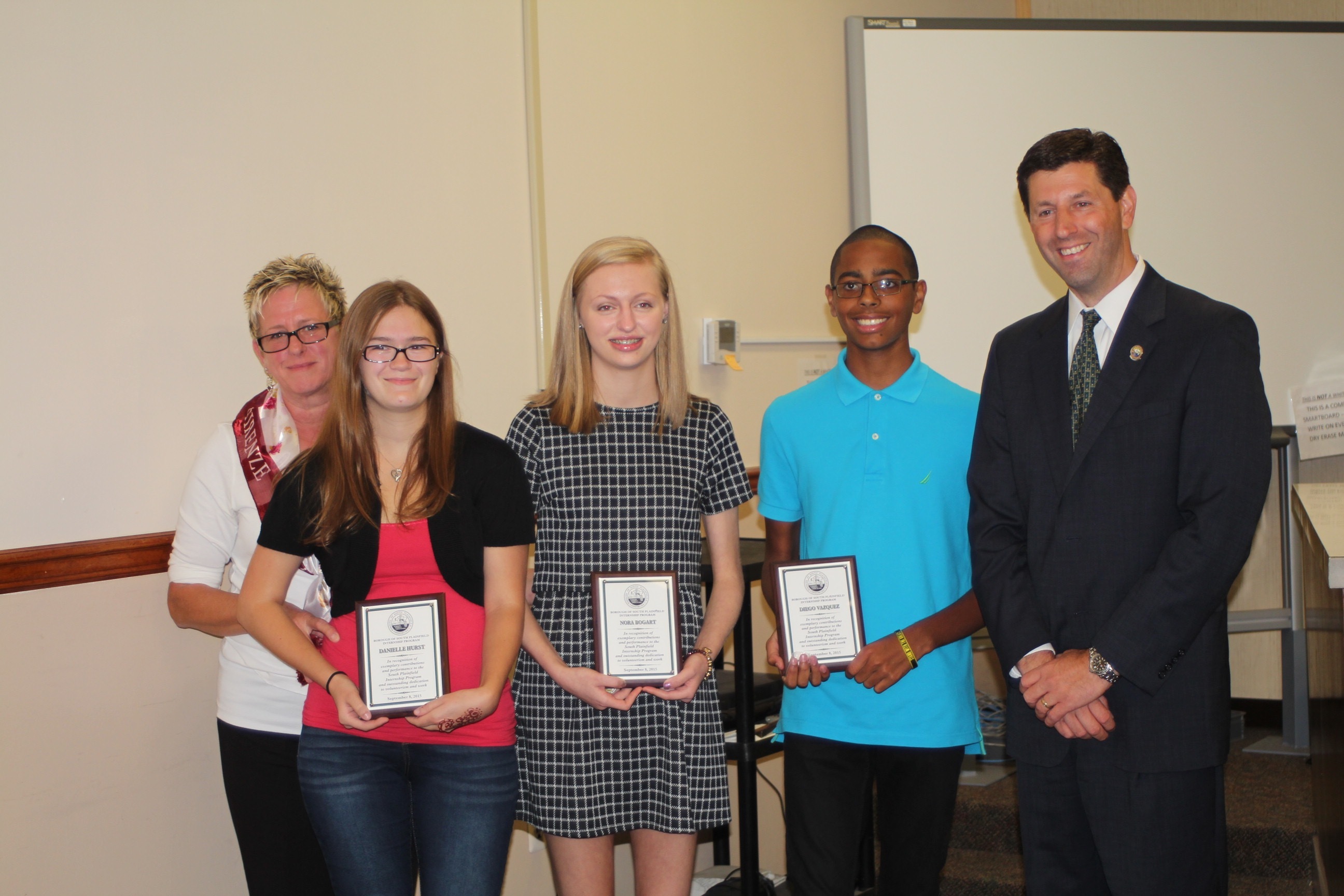 6840d860f1a95526caca_8551dda1602cac6ac0f6_Summer_Interns.jpg