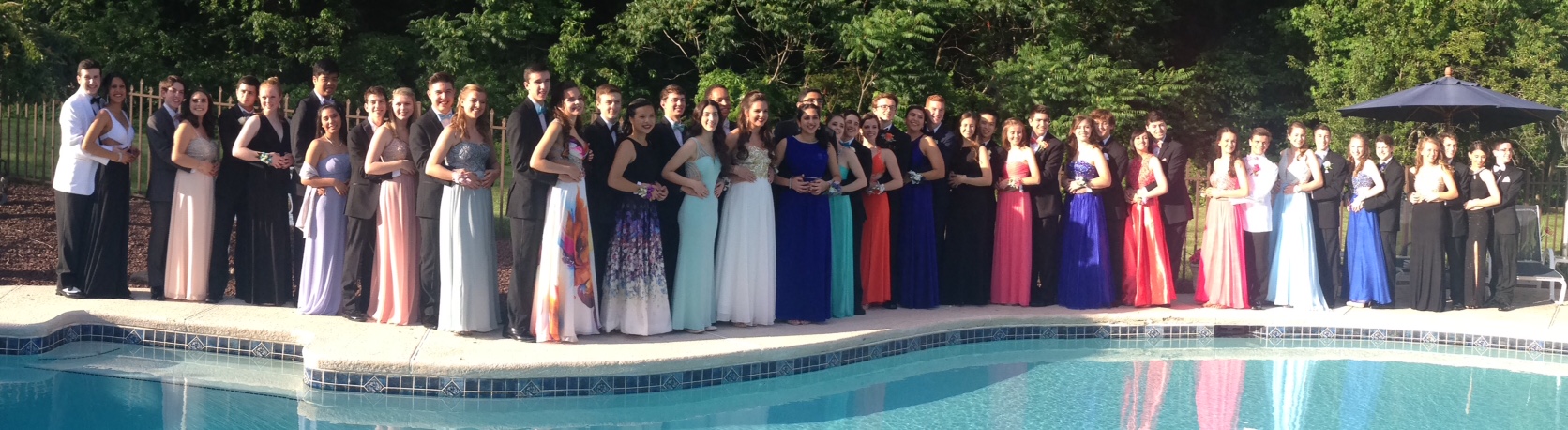 5c990d6a69b0dc3d534e_Prom1.jpg
