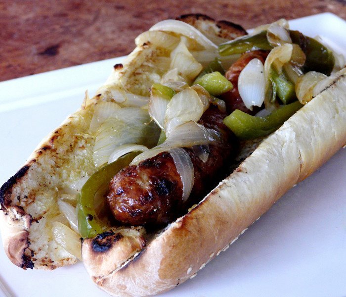 7123ee26e2b191fe27a9_Sausage_and_peppers_hero.jpg