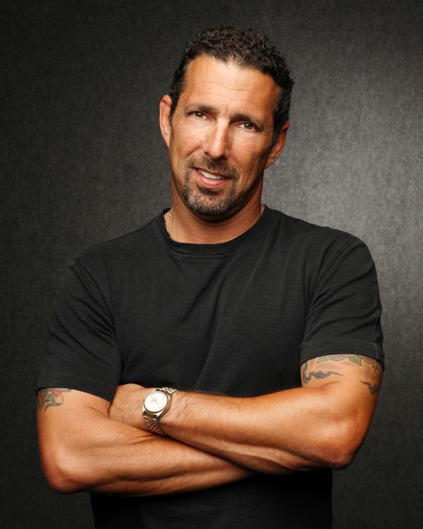 7262c7542af60fd2e2e9_RichVos.jpg