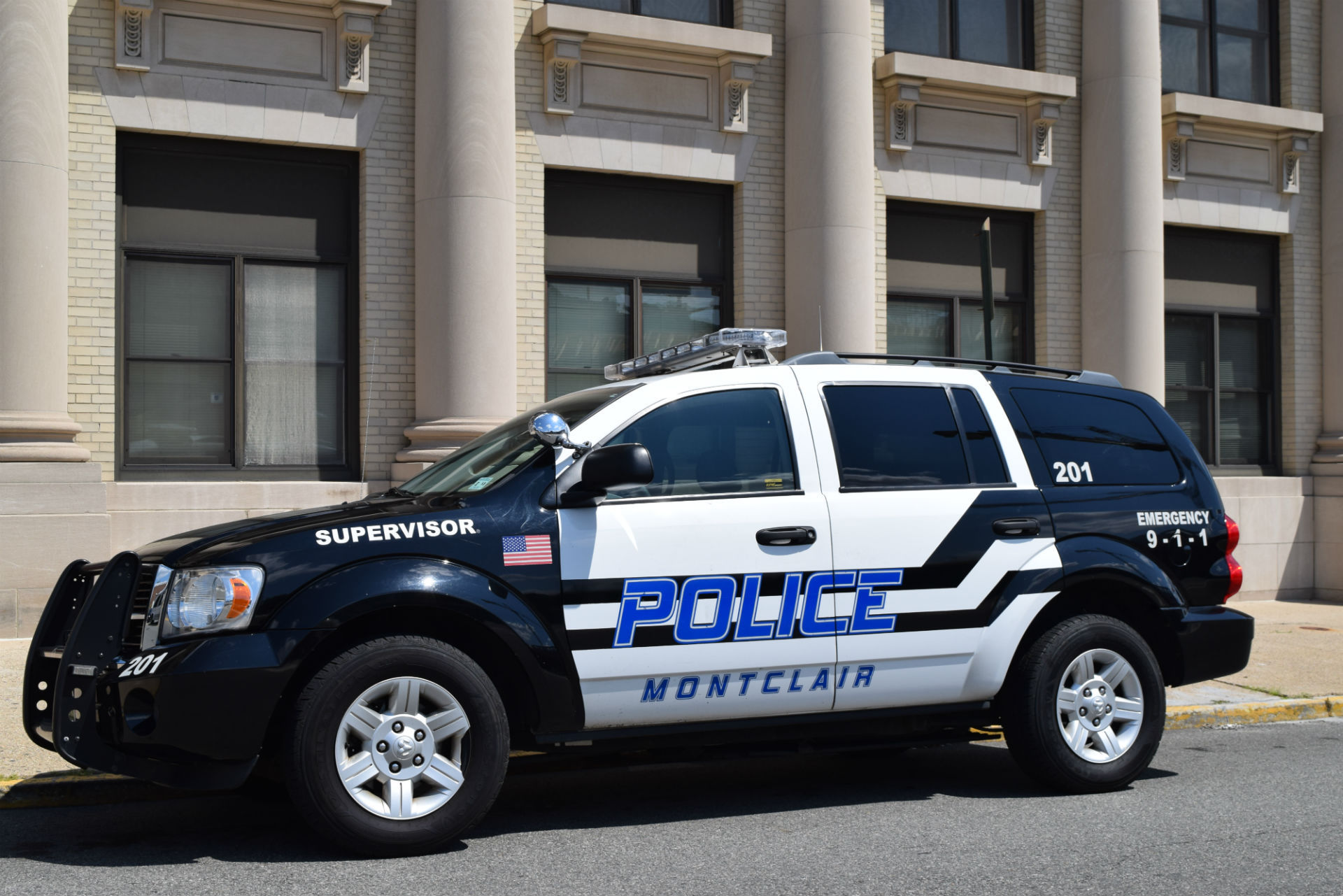153af08efc90bf87f1d4_montclair.pd.jpg