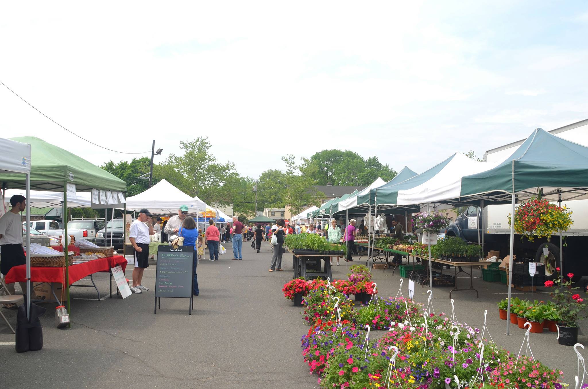 24b67b61f4a3975bf498_scotch-plains-farmers-market2.jpg
