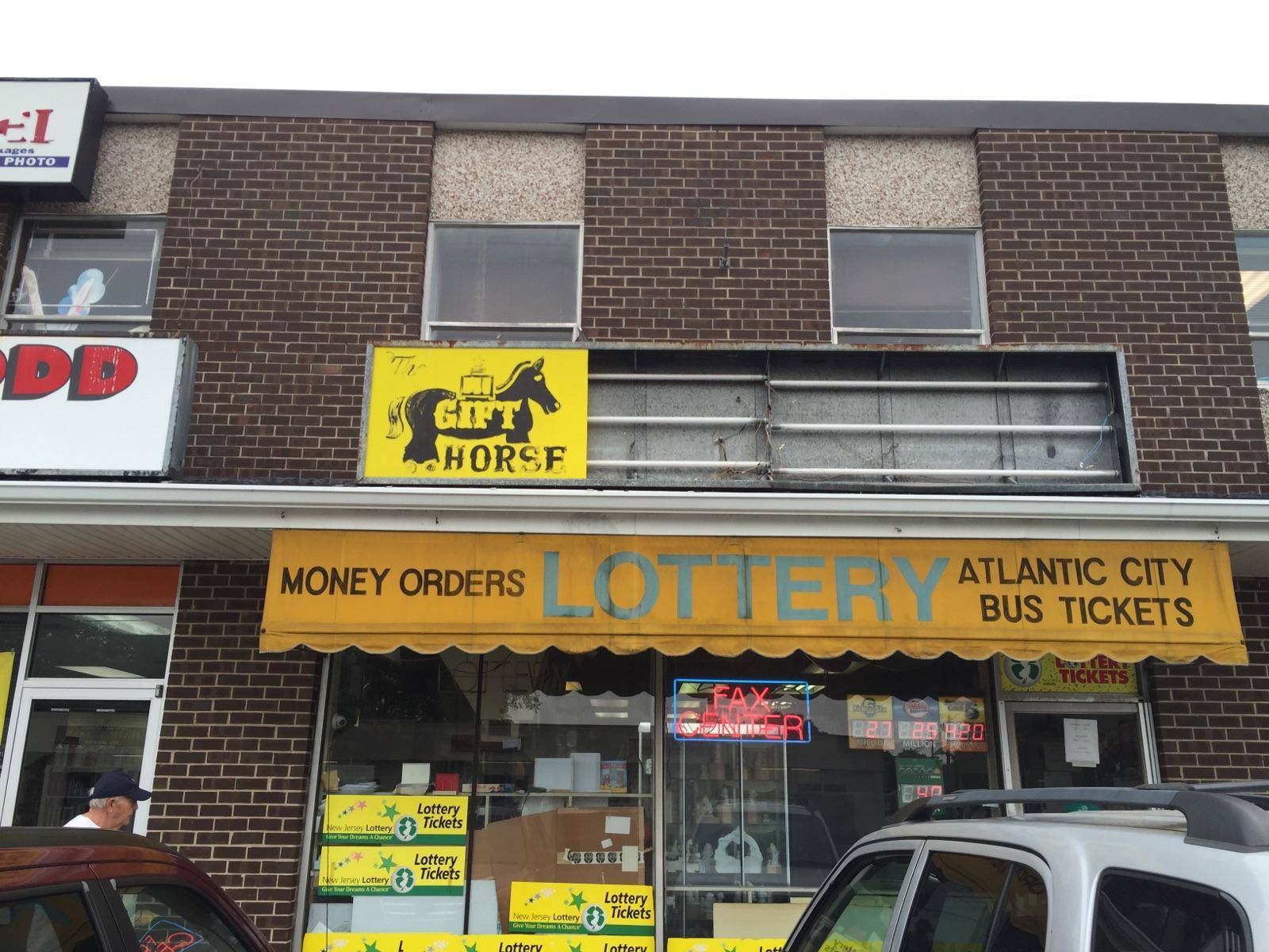 b9de252763479b10a3dc_Gift_Horse_Store.jpg