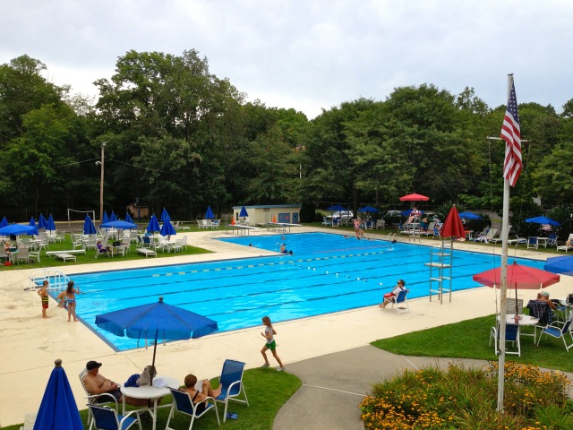 2826a686e4d5de1fb1f9_willow_grove_pool.jpg