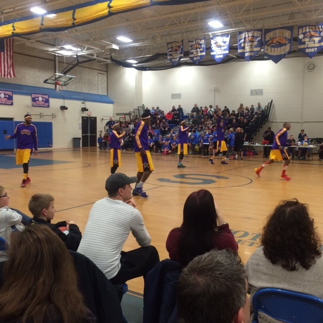 Harlem Wizards Score a Slam Dunk at Spotswood High School Milltown