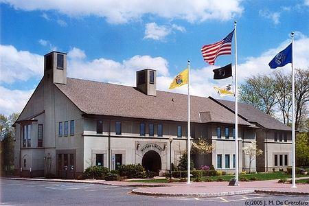 983d1c13d570e22f7bda_warren_library538913_412436568820003_1418193574_n.jpg