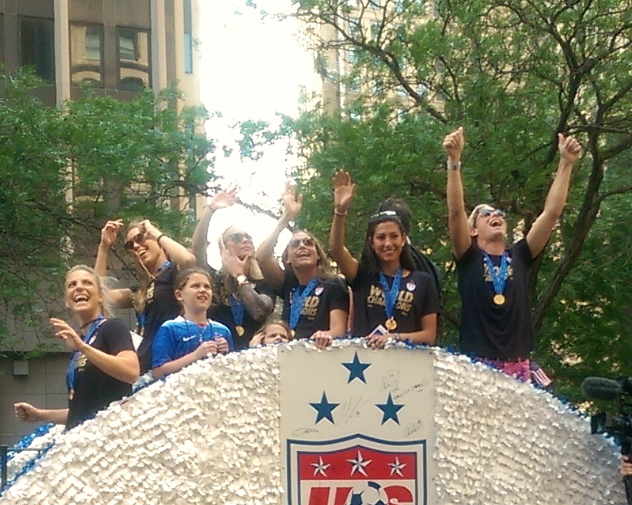 46e4e942e9312c3db6f3_soccer_1.jpg