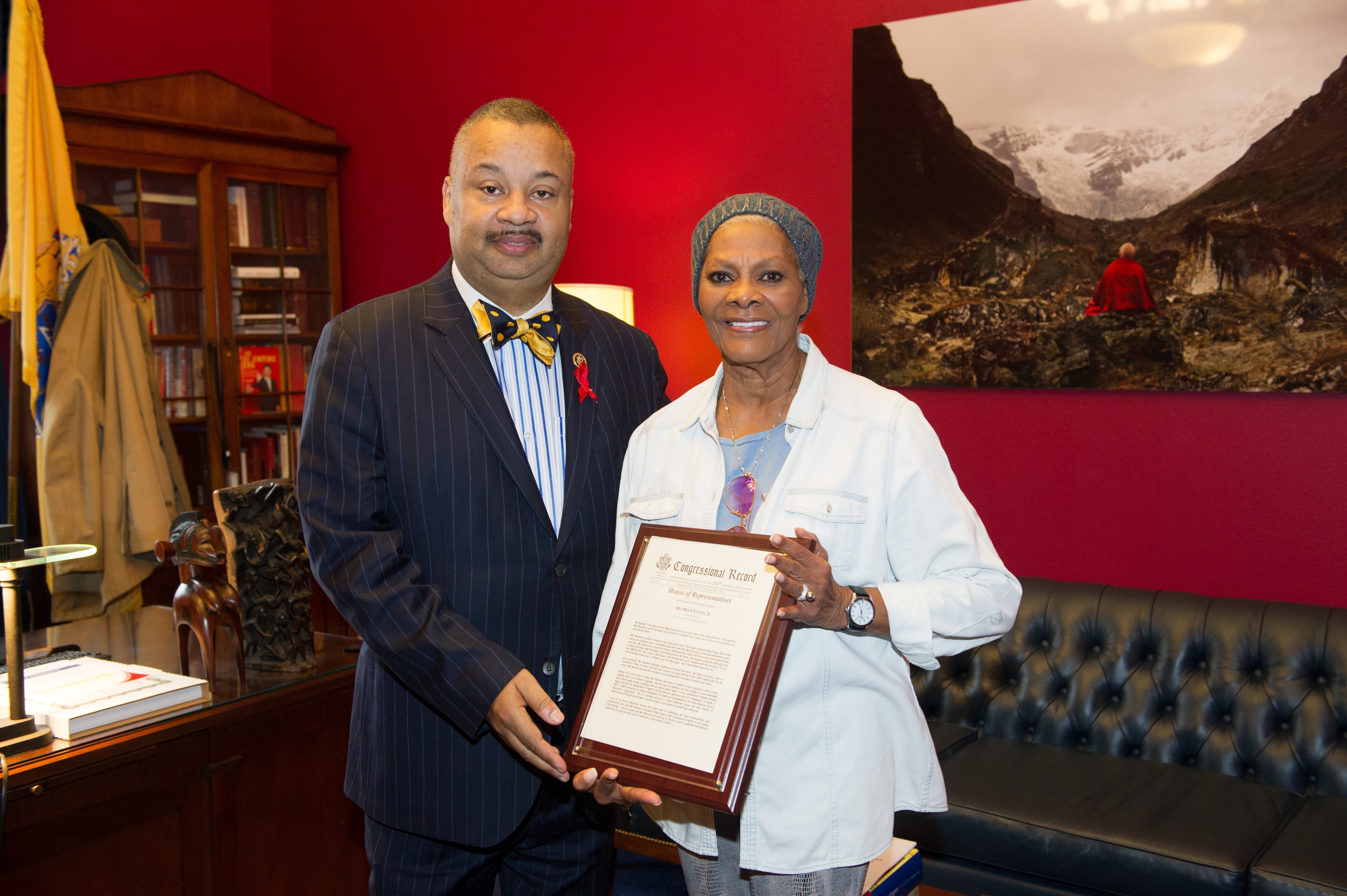 070a26bcd893f096de14_donald_payne_dionne_warwick.jpg