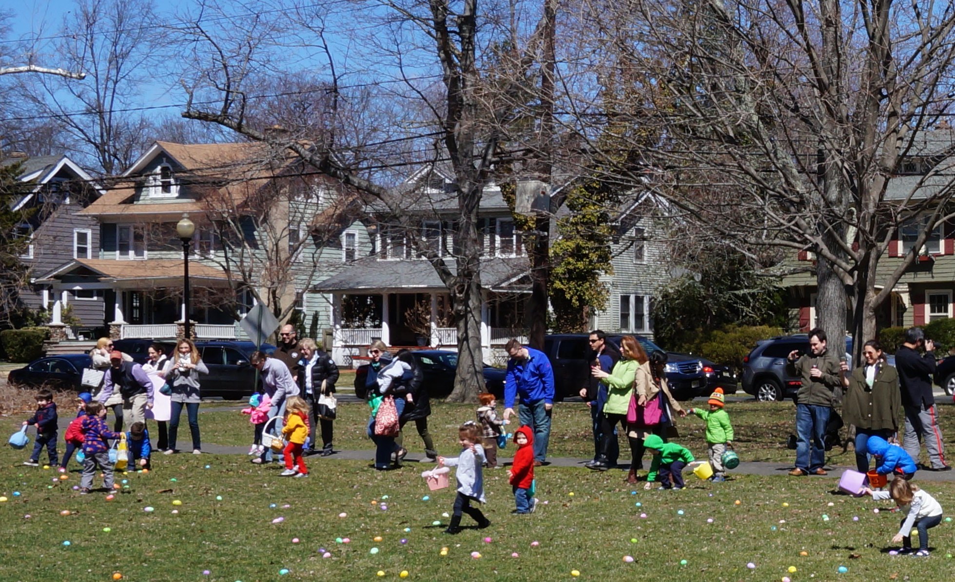 a16d479450cfdf0d1349_083aca2d6159077a7895_egg_hunt.jpg