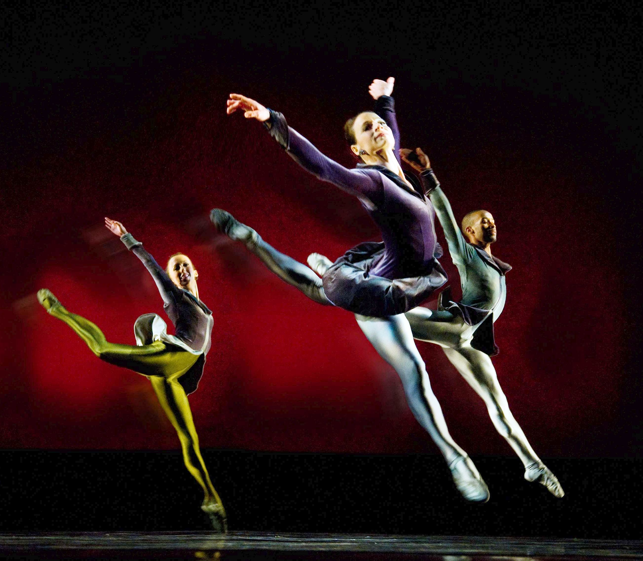 04b0be41e1bdd36357e2_sompixrvccballet.jpg