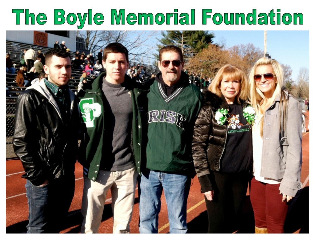 1505753109d83b66b23b_boyle_family_2.jpg