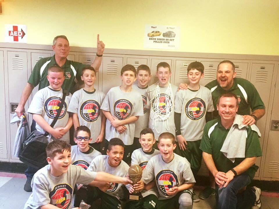 d2ada0980c96a8de4524_5th_grade_travel_basketball.jpg