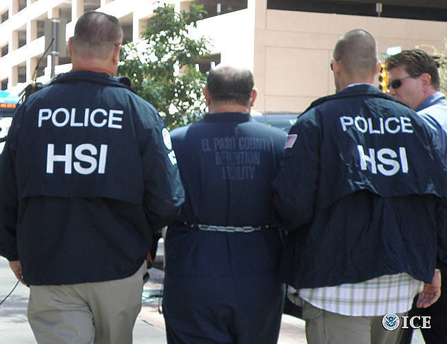 010127fab4f39e19c890_police_hsi_stock.jpg
