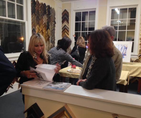 010eb32cc7d309fa195a_SerenaSigning.jpg