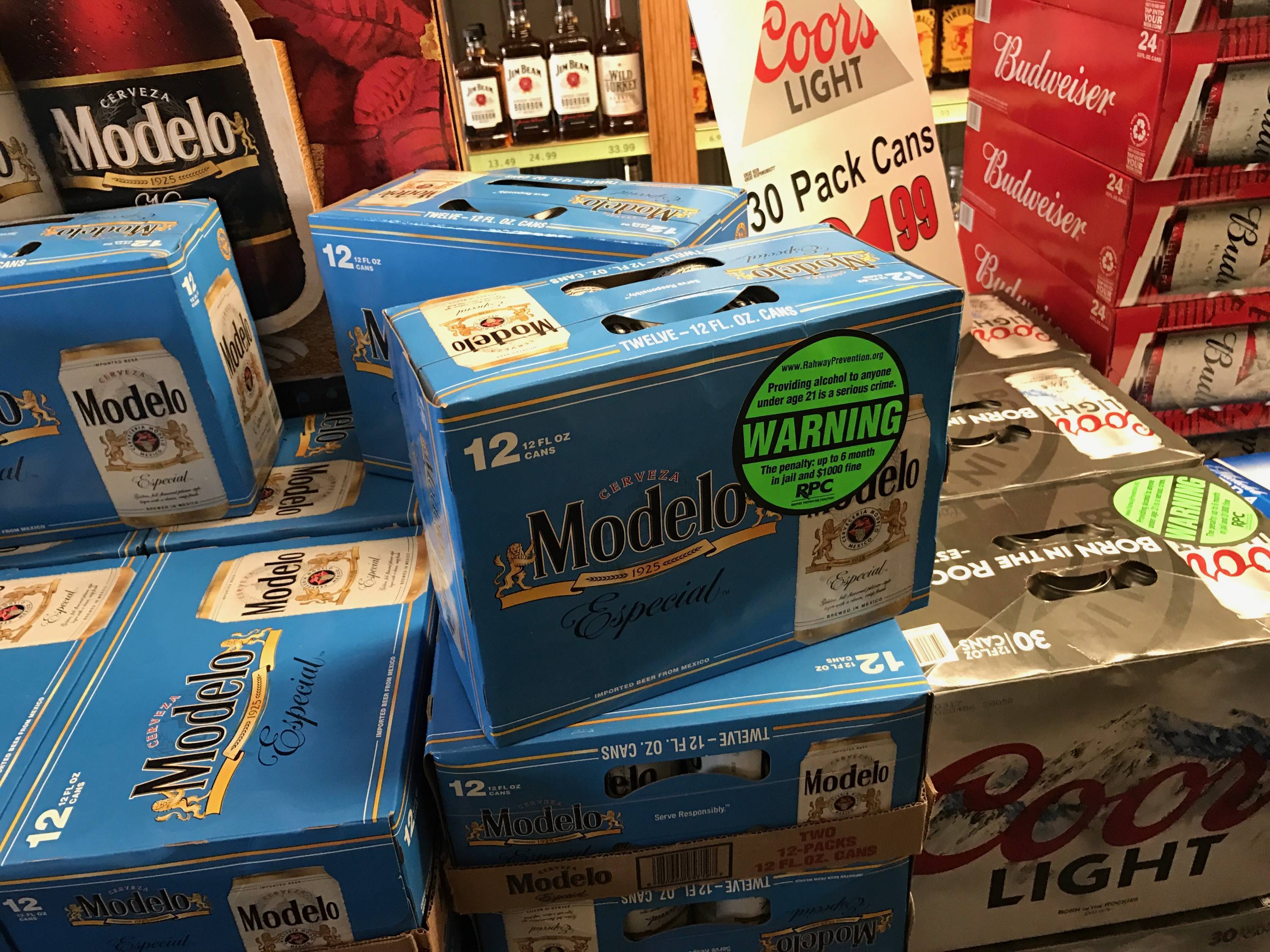 Prepare For Sticker Shock: J.B. Holmes' Pool Price - 7n04kwr