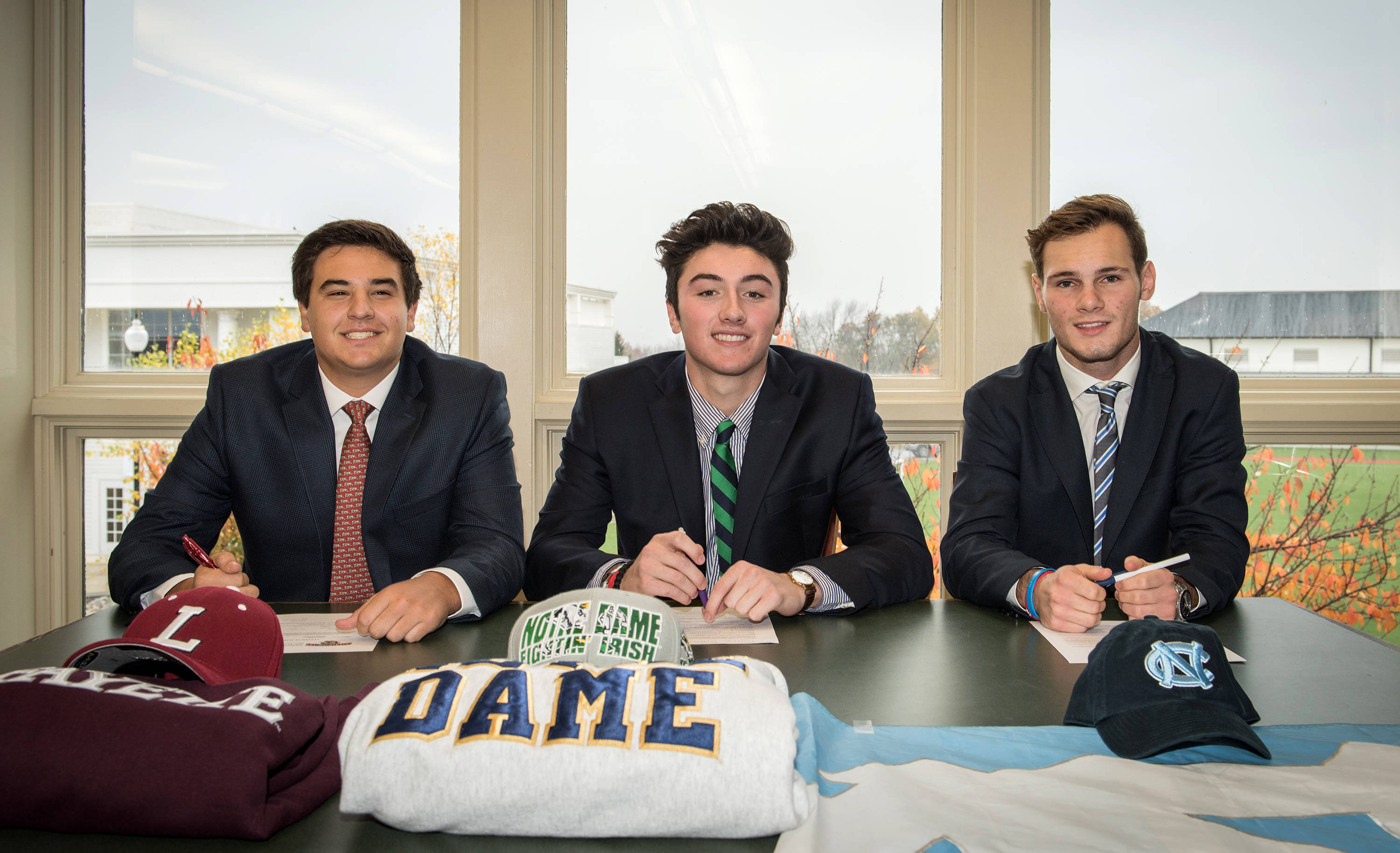 06b42daf7d9dd1f8fede_caac68080fbddd584d2e_MBS_SigningDay_2016_web.jpg
