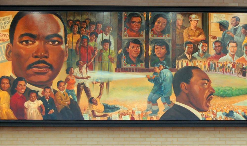 08b5c361eb08d599c247_MLK_Mural.jpg