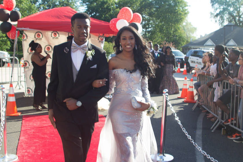 0a4eb29bc4cf93aa77ba_2017_prom_71.jpg